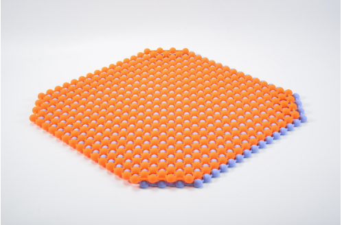 Silicone gasket cross-section showing free thickness and assembled sealing gap